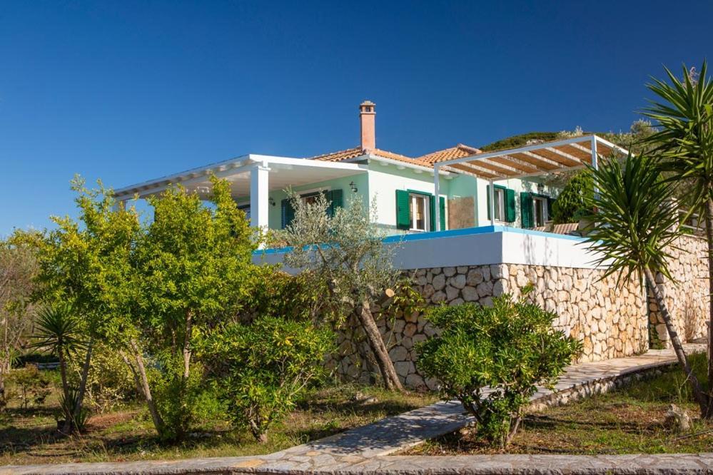 Villa Belvedere Verde Tsoukaladhes Bagian luar foto